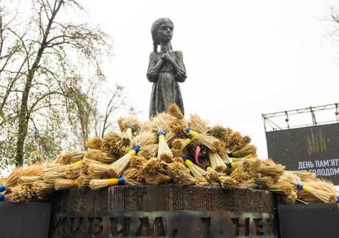 Ми повинні говорити світові правду про геноцид проти українців, - Зеленський